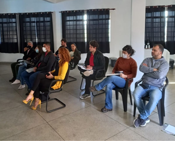 EQUIPES DO MEIO AMBIENTE EM REUNI&Atilde;O COM O IPT NO CONISUD