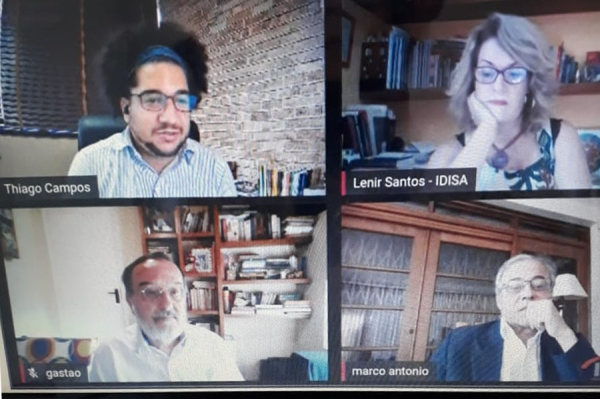Prof. Lenir Santos &ndash; IDISA; Prof. Gast&atilde;o Wagner de Souza Campos, Universidade Estadual de Campinas &ndash; sa&uacute;de coletiva; Dr. Marco Ant&ocirc;nio Teixeira, Procurador &ndash; MP Paran&aacute; e Thiago Campos